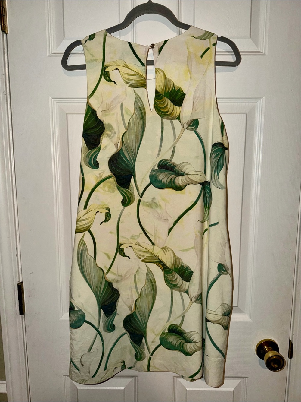 Tommy Bahama Graceful Blooms 30th Anniversary 100% Silk Cream Shift Dress - Picture 5 of 8